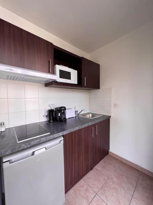 B210 Appartement Disneyland Paris Parking Et Wifi 蒙泰夫兰 外观 照片
