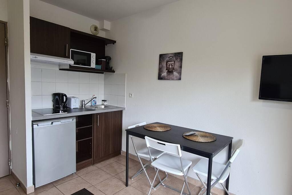 B210 Appartement Disneyland Paris Parking Et Wifi 蒙泰夫兰 外观 照片